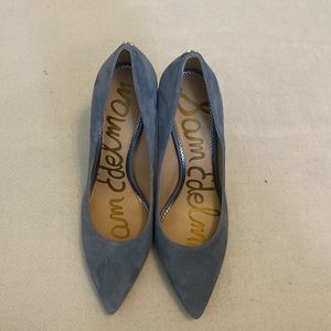 Hazel Pump in Smokey Blue Suede